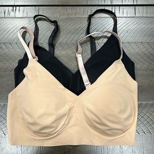 Pair of two New True Body triangle convertible strap bra. Size M